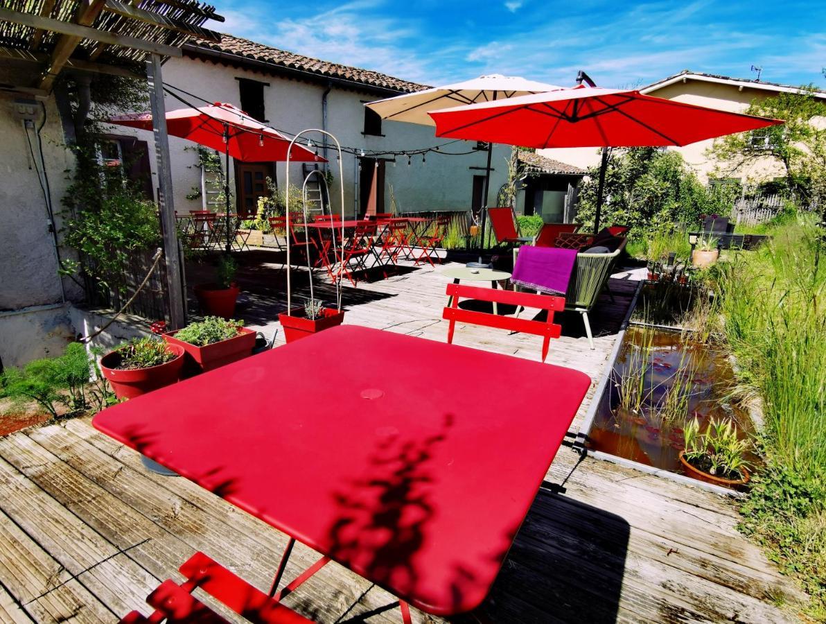 Logis Hotel Restaurant La Barguillere Saint-Pierre-de-Rivière 외부 사진