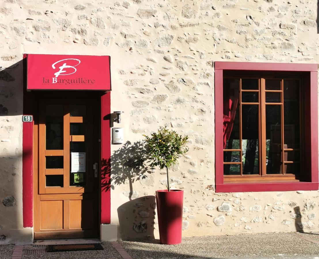 Logis Hotel Restaurant La Barguillere Saint-Pierre-de-Rivière 외부 사진