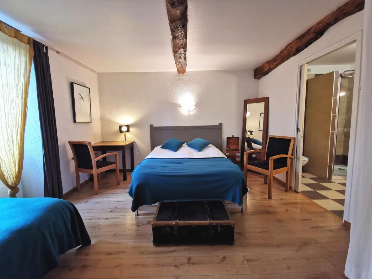 Logis Hotel Restaurant La Barguillere Saint-Pierre-de-Rivière 외부 사진