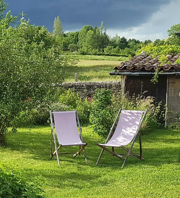 Logis Hotel Restaurant La Barguillere Saint-Pierre-de-Rivière 외부 사진